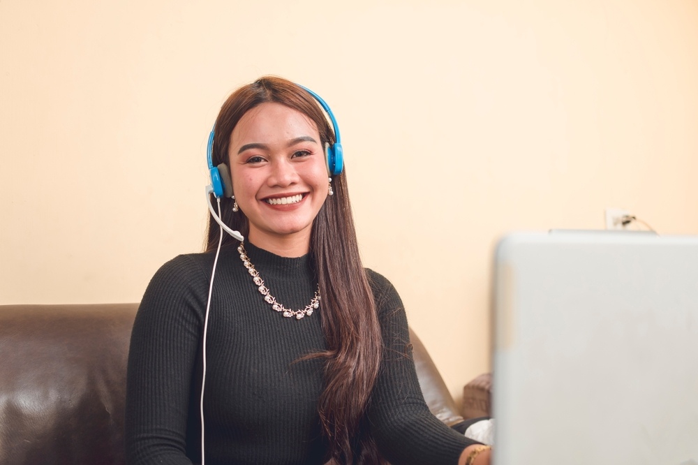 How Medical Virtual Assistant Services Can Help Clinics Run More Smoothly