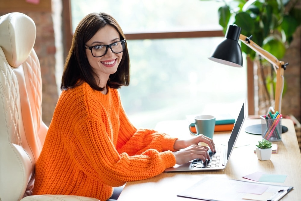 Why Administrative Virtual Assistant Services Help Reduce Daily Workloads