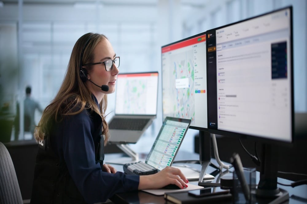 When a Virtual Dispatcher Can Improve Daily Service Coordination